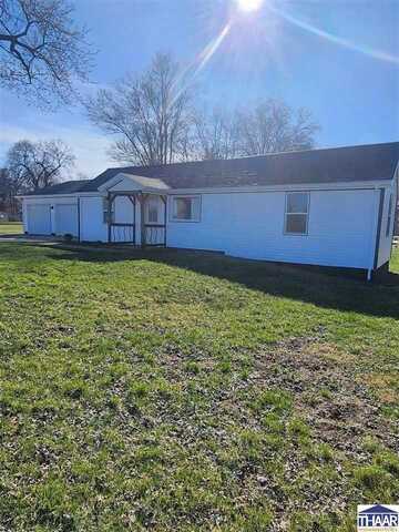 830 N 40th Street, Terre Haute, IN 47803