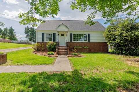 116 Dogwood Drive, Mount Airy, NC 27030
