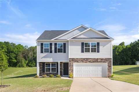 140 Nova Lane, King, NC 27021