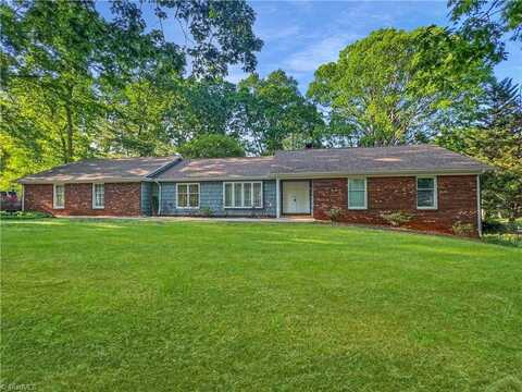 265 E Magnolia Road, North Wilkesboro, NC 28659