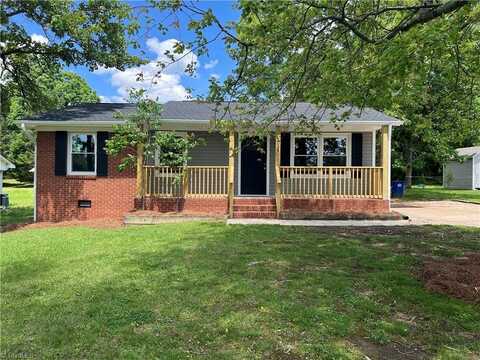 4025 Menfreya Court, Winston Salem, NC 27106
