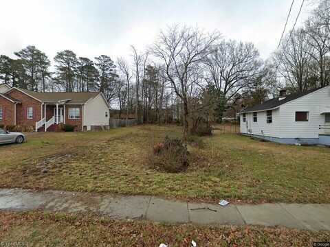 1612 N English Street, Greensboro, NC 27405