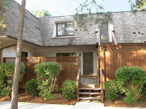 400 Summerwalk Circle, Chapel Hill, NC 27517