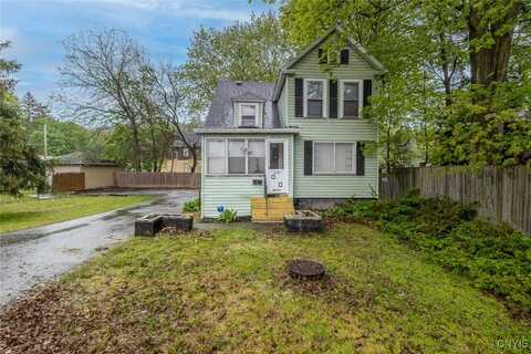 714 Valley Drive, Syracuse, NY 13207