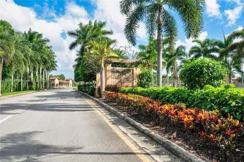 531 SW 147th Ave, Pembroke Pines, FL 33027