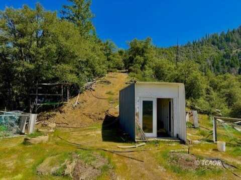 3360 Horse Mane Rd, Douglas City, CA 96024