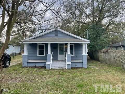 803 W Noble Street, Selma, NC 27576