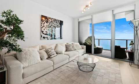 2900 NE 7th Ave, Miami, FL 33137