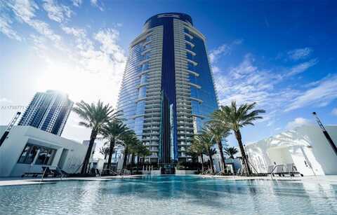 851 NE 1st Ave, Miami, FL 33132
