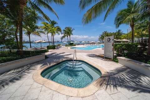 910 West Ave, Miami Beach, FL 33139