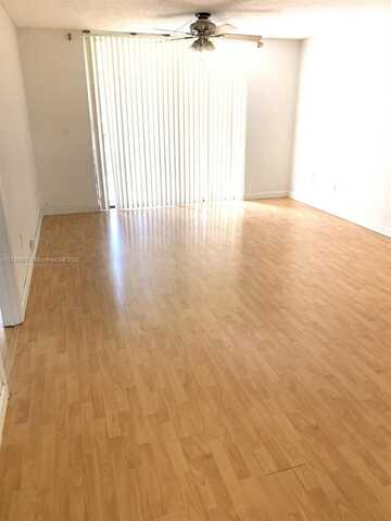 8075 SW 107th Ave, Miami, FL 33173
