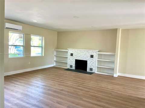 1300 Waite Dr., Fort Myers, FL 33903