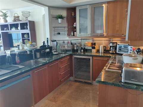 3101 S Ocean Dr, Hollywood, FL 33019