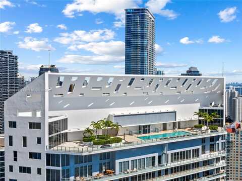 1300 Brickell Bay Dr, Miami, FL 33131