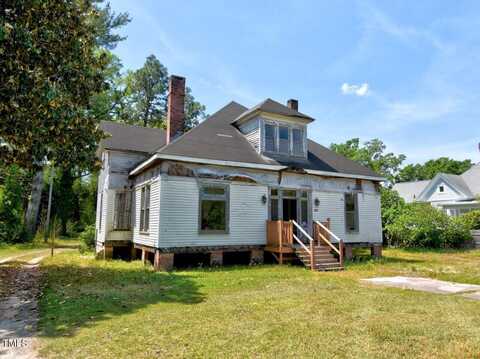 207 Mcrae Street, Laurinburg, NC 28352