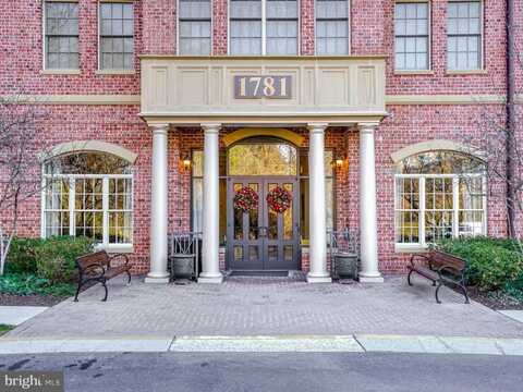 1781 CHAIN BRIDGE ROAD, MCLEAN, VA 22102