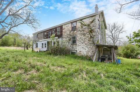 57 METZ LANE, NEW BLOOMFIELD, PA 17068