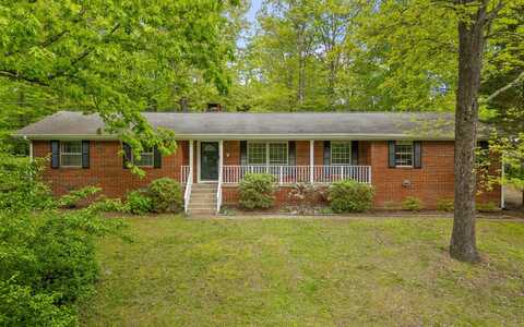 1704 Leavitt Drive, Signal Mountain, TN 37377