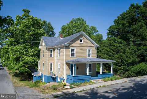 116 HESS AVENUE, MARTINSBURG, WV 25404