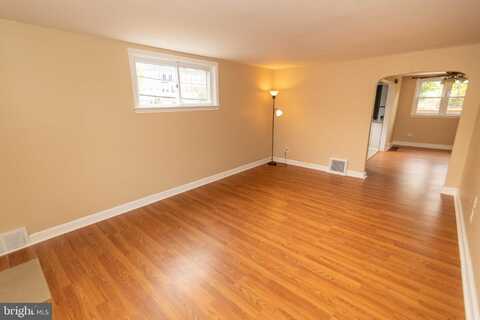 2421 BOND AVENUE, DREXEL HILL, PA 19026
