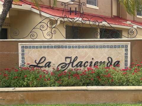 18310 NW 68th Ave, Hialeah, FL 33015