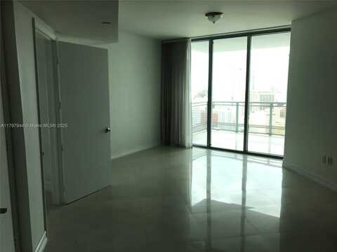 350 S Miami Ave, Miami, FL 33130