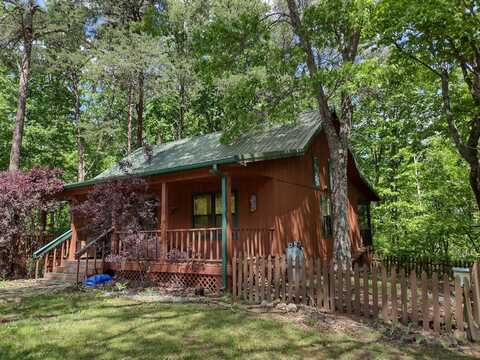 436 Mountain Creek Road, Crossville, TN 38572