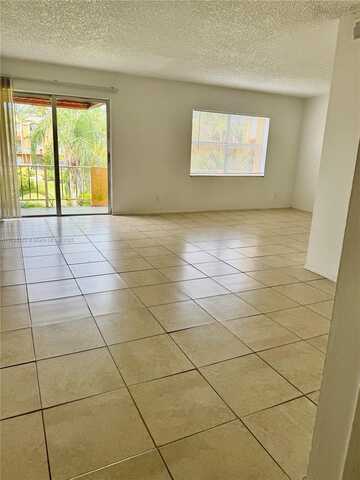 18111 NW 68th Ave, Hialeah, FL 33015
