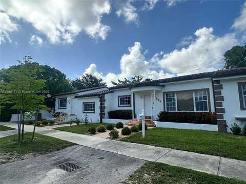 693 NE 80th St, Miami, FL 33138