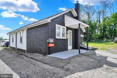 1221 W HEIGES STREET, YORK, PA 17404