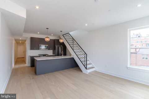 125 SOUTH STREET, PHILADELPHIA, PA 19147