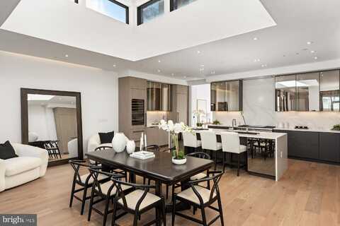 124 N 2ND STREET, PHILADELPHIA, PA 19106