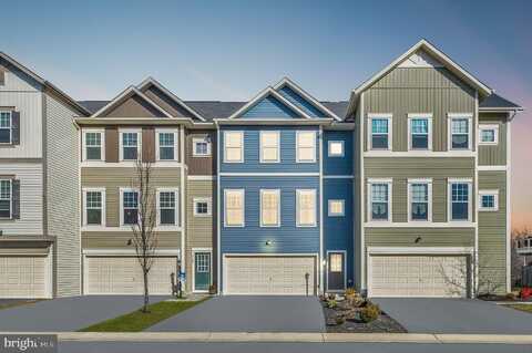 110 SPLENDOR GARDEN WAY, STEPHENSON, VA 22656
