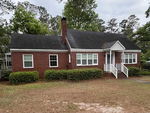 307 Pressley Ave., Kingstree, SC 29556