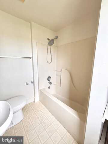 970 DISSTON VIEW DRIVE, LITITZ, PA 17543