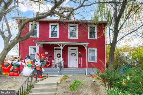 730 LANCASTER AVENUE, READING, PA 19611