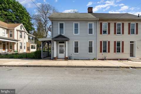 135 E CATHERINE STREET, CHAMBERSBURG, PA 17201