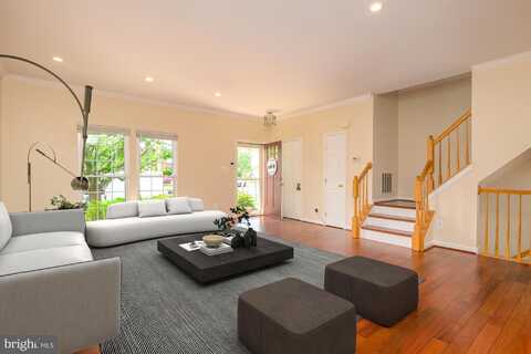 6869 RIDGE WATER COURT, CENTREVILLE, VA 20121