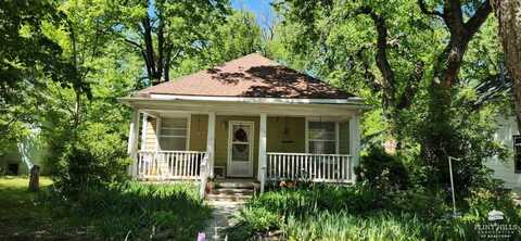 616 Laramie Street, Manhattan, KS 66502
