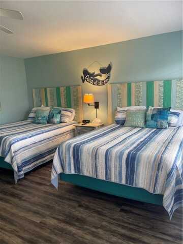 1021 S Water Street, Rockport, TX 78382