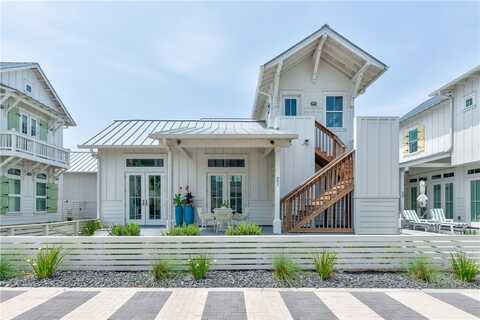 673 Center S, Port Aransas, TX 78373