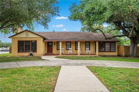 730 W Avenue A Avenue, Kingsville, TX 78363