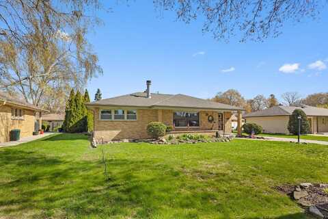 7822 W Manitoba St, West Allis, WI 53219