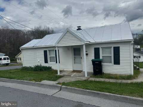 430 W HIGH STREET, WOODSTOCK, VA 22664