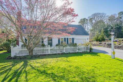 59 Robbins Street, Osterville, MA 02655