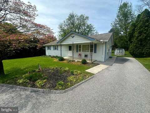 1222 HOFF ROAD, HANOVER, PA 17331