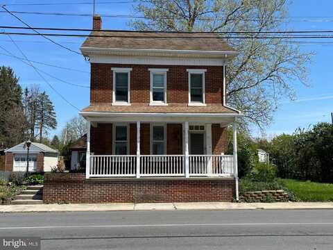 1329 BROADWAY, HANOVER, PA 17331