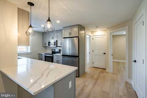 530 WASHINGTON AVENUE, PHOENIXVILLE, PA 19460