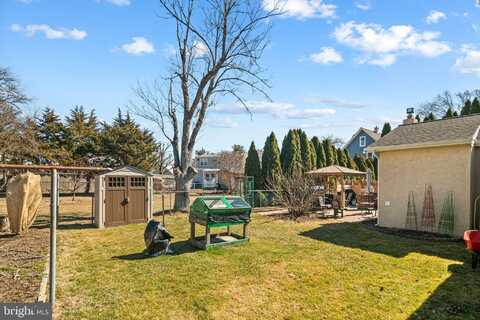 1 LYNNS COURT, MORRISVILLE, PA 19067