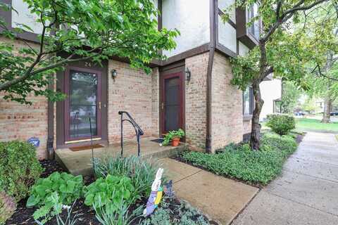 1922 Laramie Drive, Powell, OH 43065